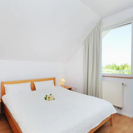 Dom Apartamentowy Meridian Pensión Ustronie Morskie