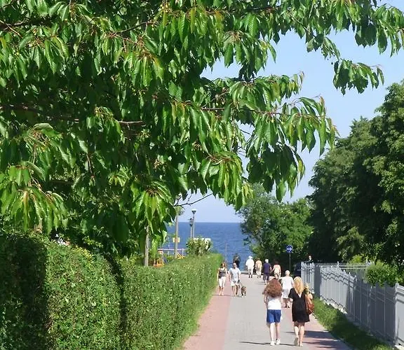 Guest house Dom Apartamentowy Meridian Ustronie Morskie